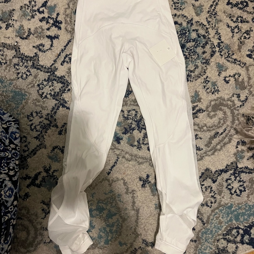 NWT lululemon mesh leggings